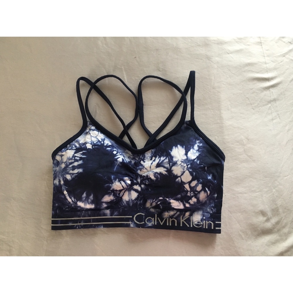 Bundle 2 sport bra, CalvinKlein & forever21